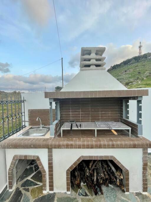 Villa Eftychia Serene Getaway With Hot Tub In A Quiet Location Киссамос Экстерьер фото