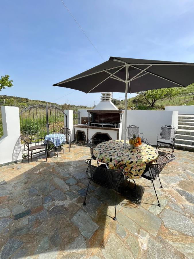 Villa Eftychia Serene Getaway With Hot Tub In A Quiet Location Киссамос Экстерьер фото