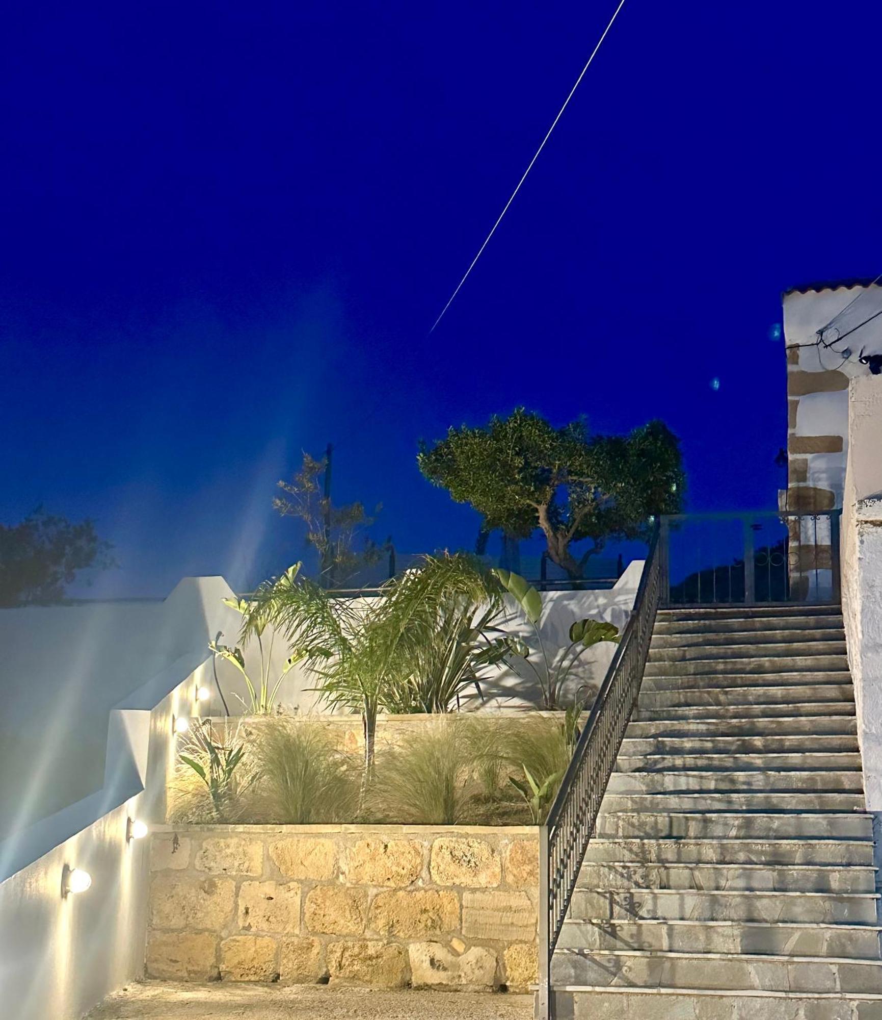 Villa Eftychia Serene Getaway With Hot Tub In A Quiet Location Киссамос Экстерьер фото